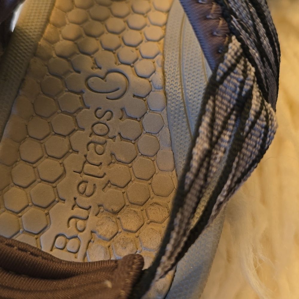 Baretraps Strappy Sandals - Picture 8 of 9